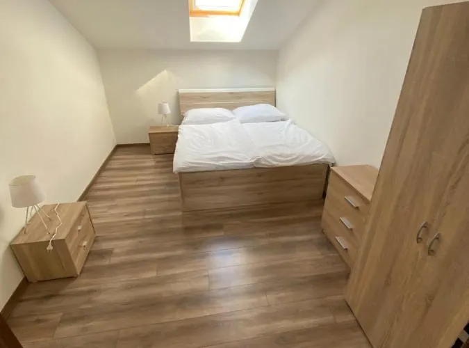 Dom V Strani Villa Poniky